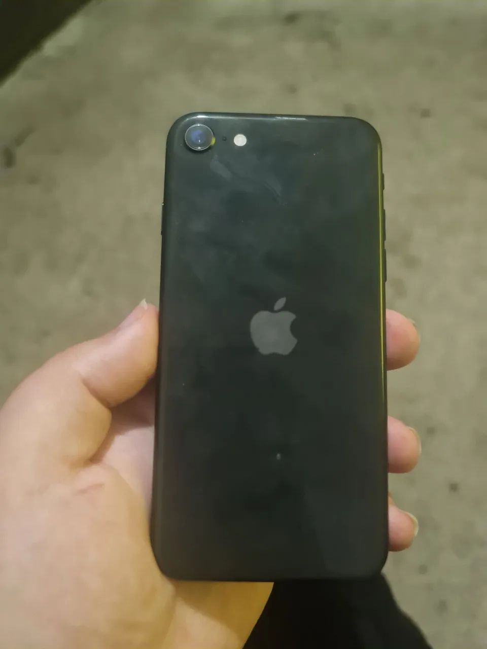 Iphone SE 2°geração  - Foto 2