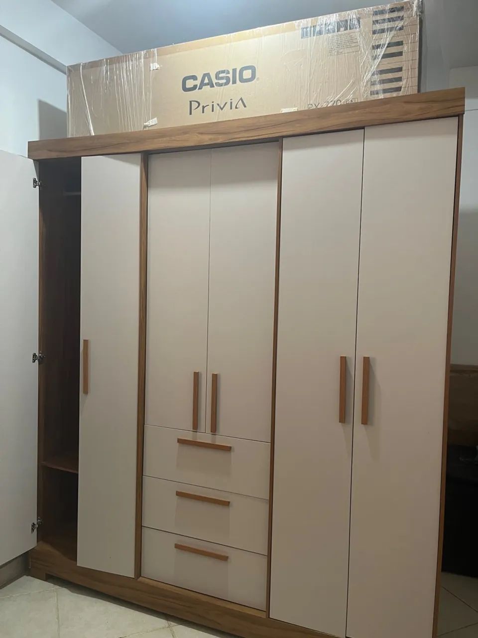 Guarda-roupa 