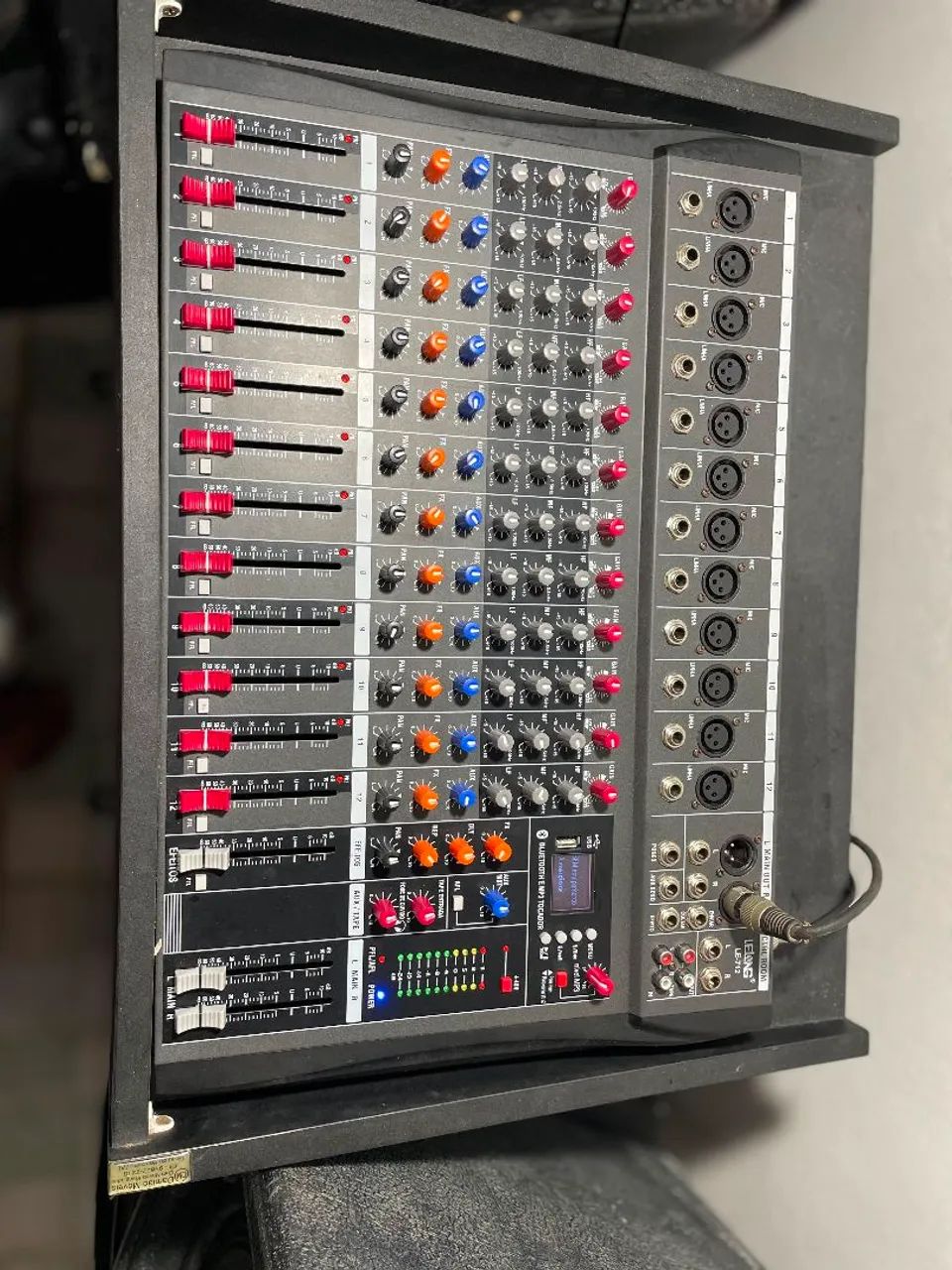 Vendo Equipamento de som 