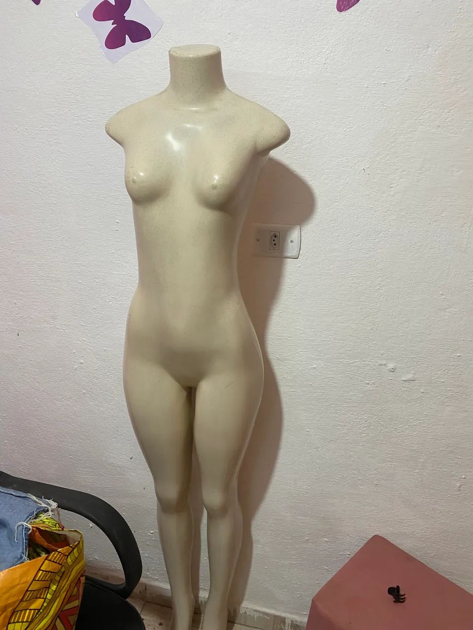 Manequim feminino corpo todo