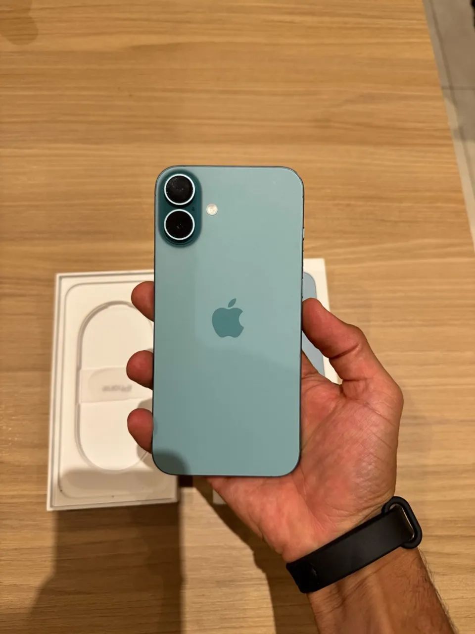 iPhone 16 Plus 128gb bateria 90% completo 