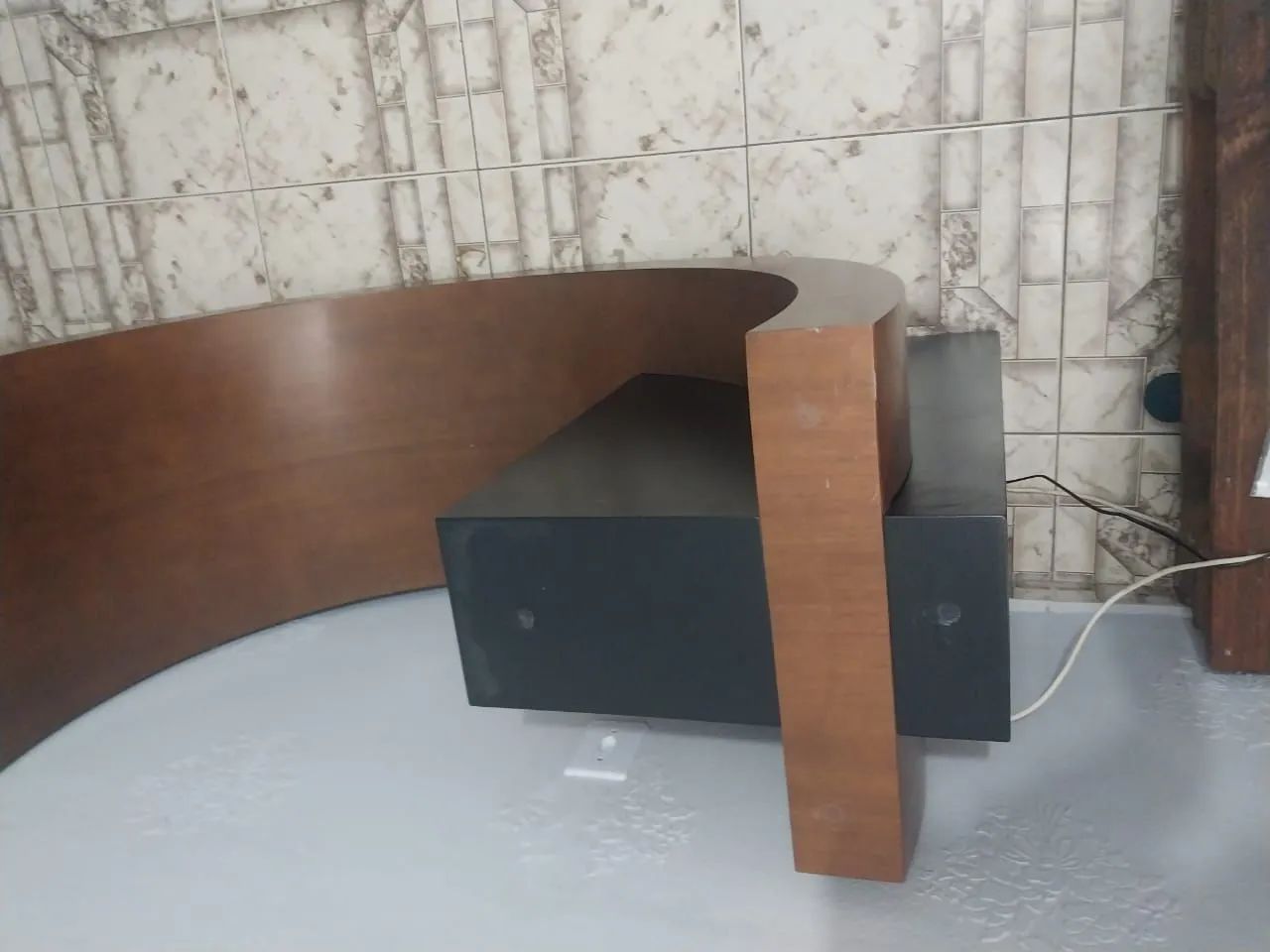 Pé de mesa em madeira  - Foto 2