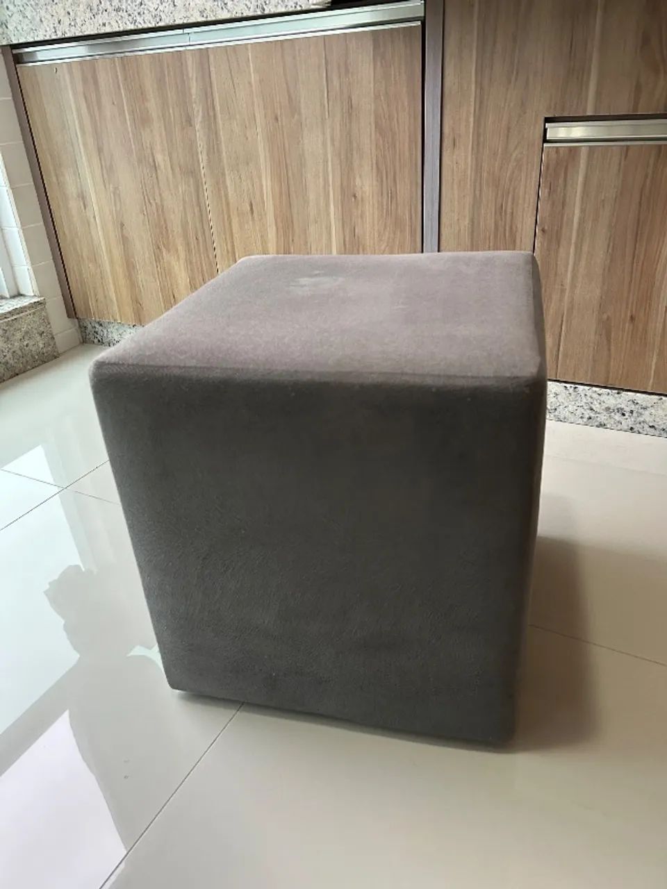 Puff Cinza de camursa