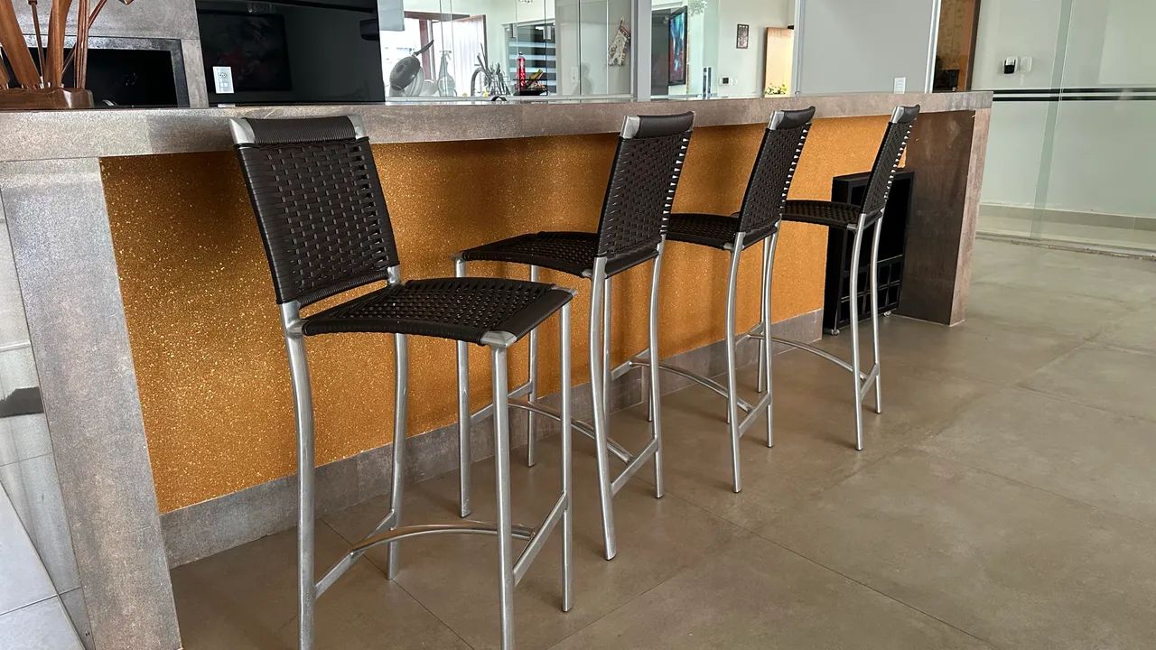 banqueta alta - alumínio - modelo Cannes