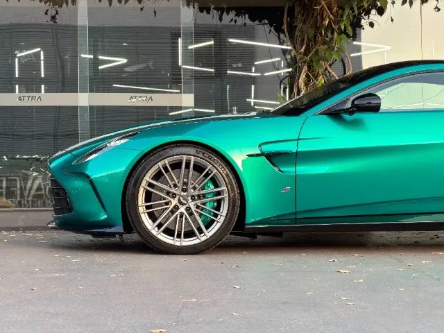 Aston Martin Vantage S Coupe 4.0 V8 680cv, foto 5 de 20
