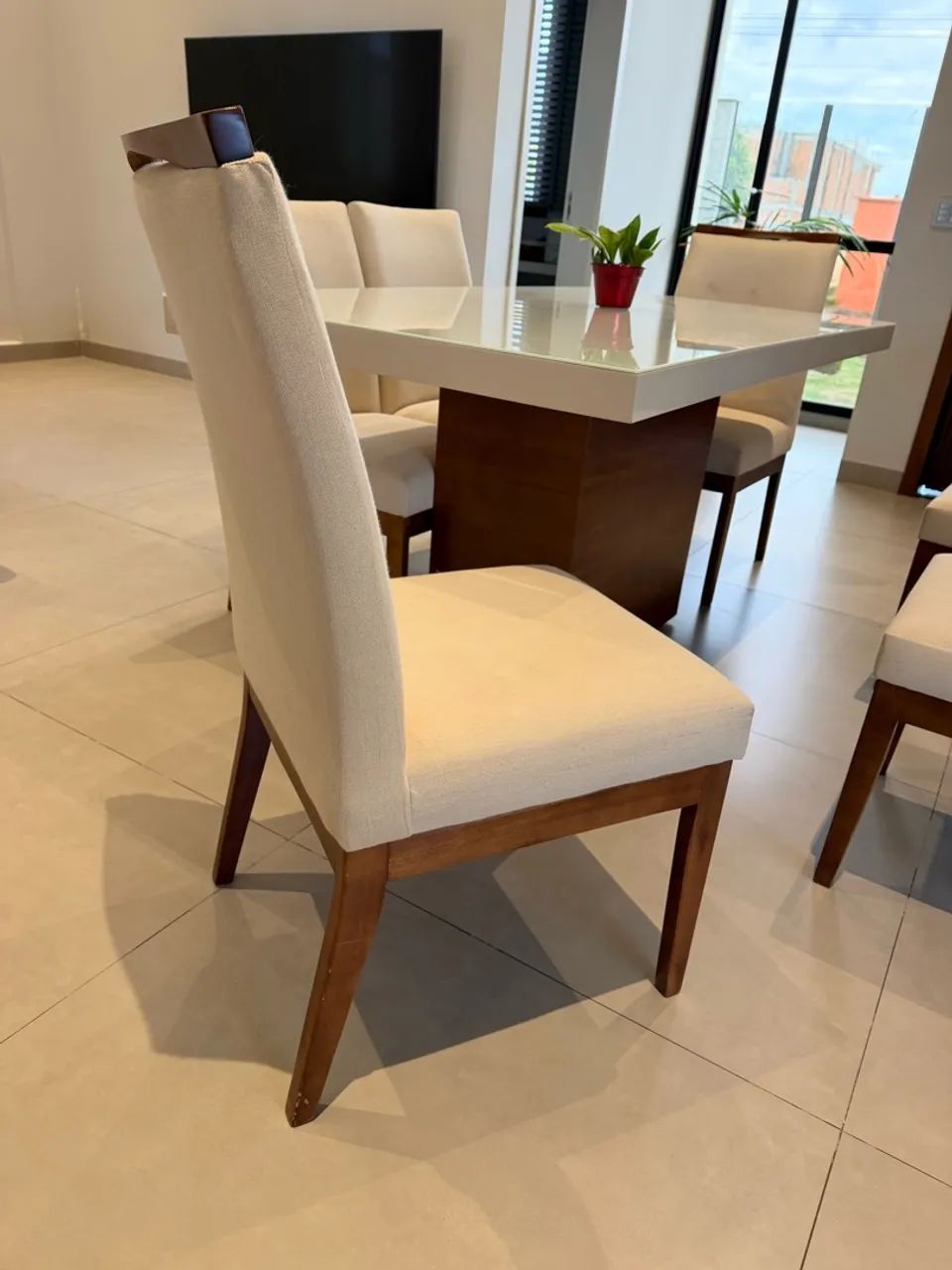 Mesa de jantar com 6 cadeiras - Foto 3