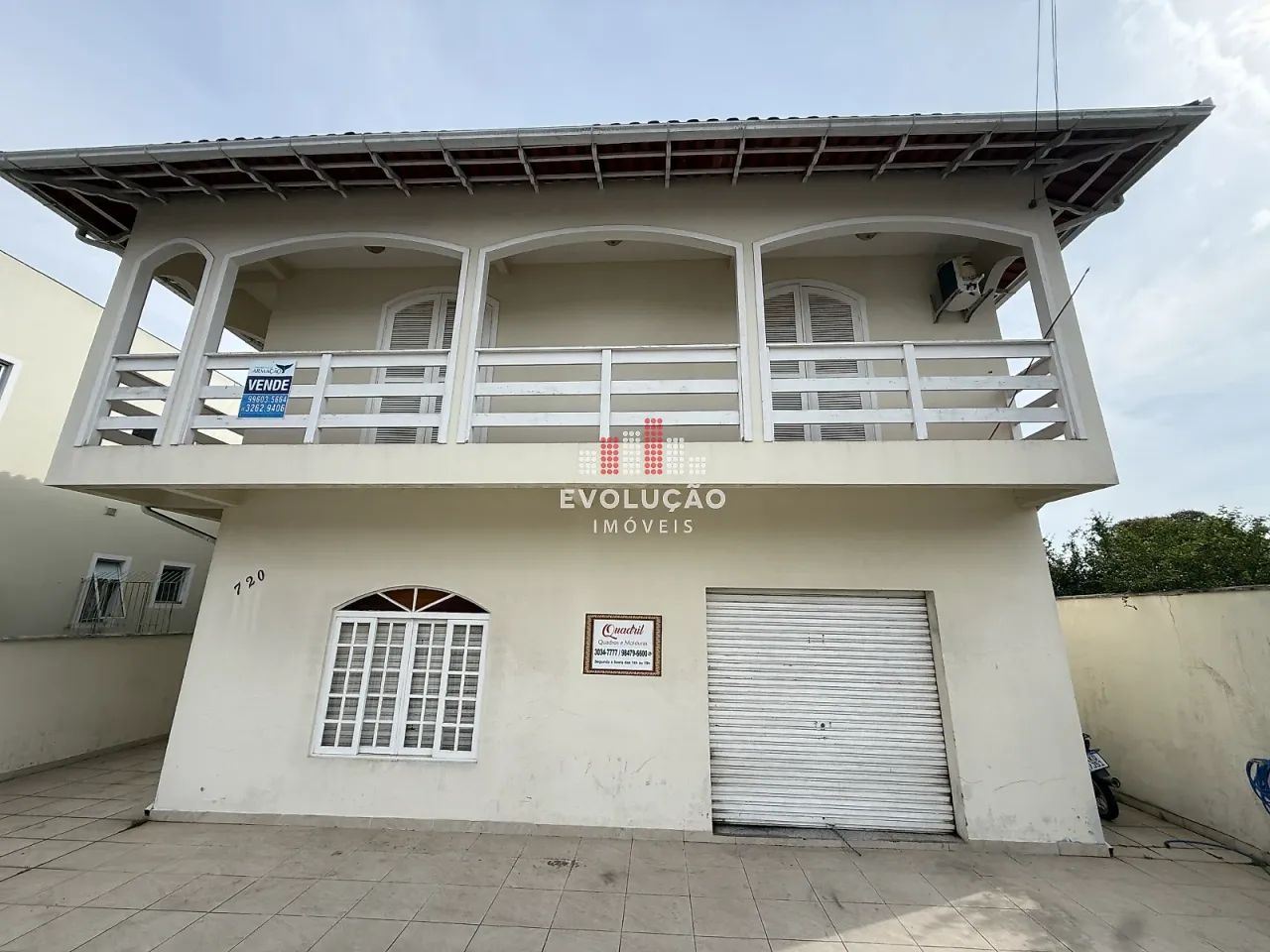 Casa com Sala Comercial -Jd. Cidade de Florianópolis/SC