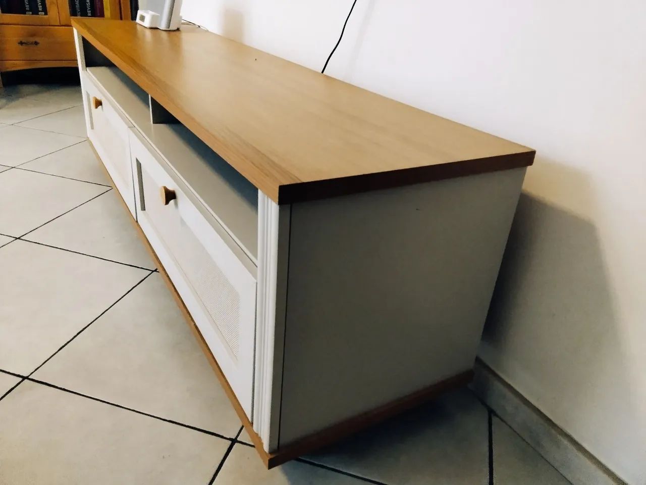 Vendo lindo rack retrô novinho - Foto 3