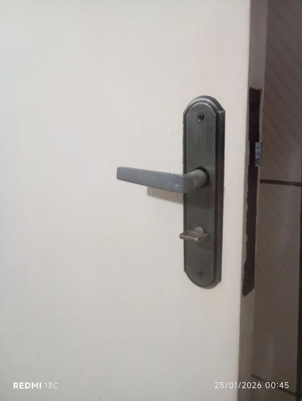 3 Portas de Madeira Brancas - Bom Estado - Foto 5