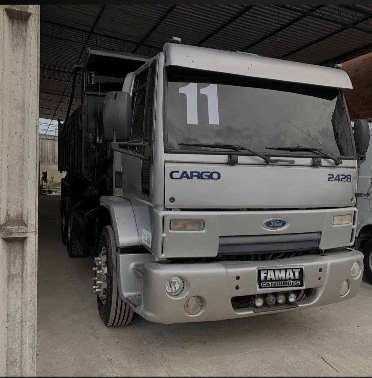 Ford Cargo 2428 2011  - Foto 2