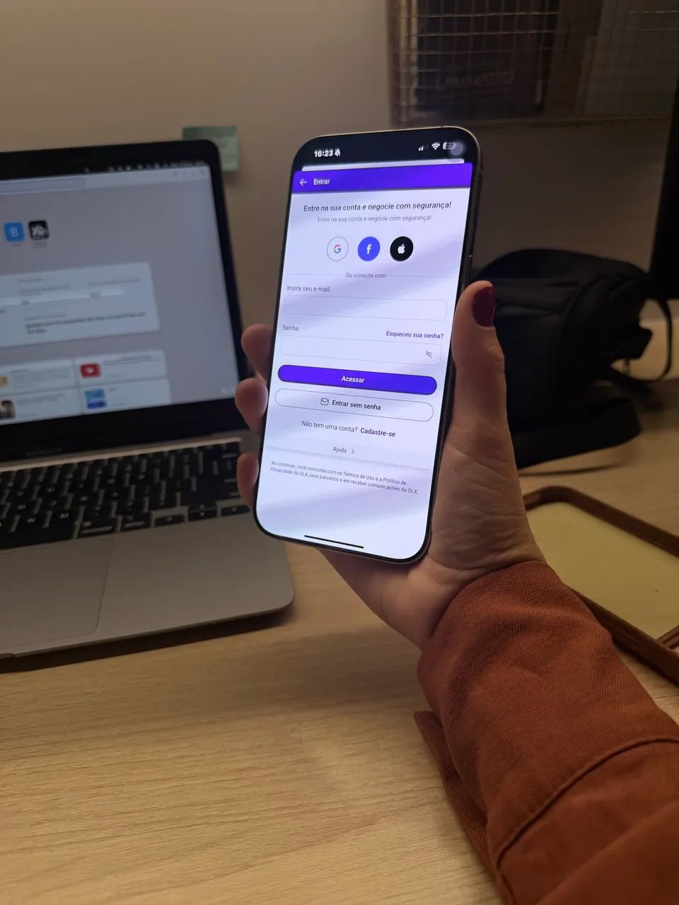 iPhone 16 pro max 256 ( na garantia ainda)  - Foto 2