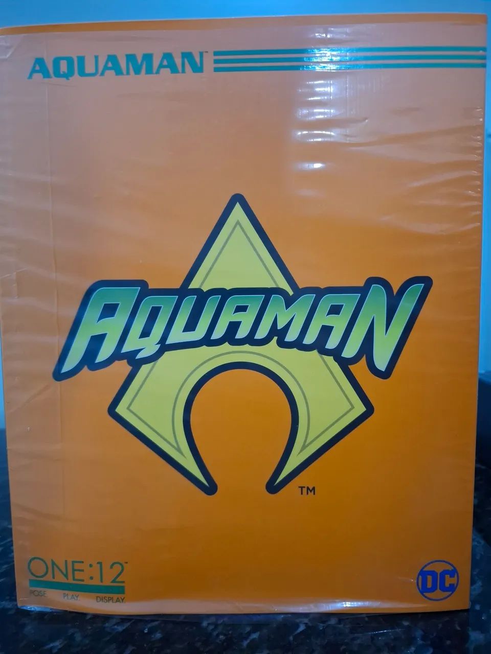 Mezco Toyz One:12 Collective DC Comics Aquaman - Foto 2