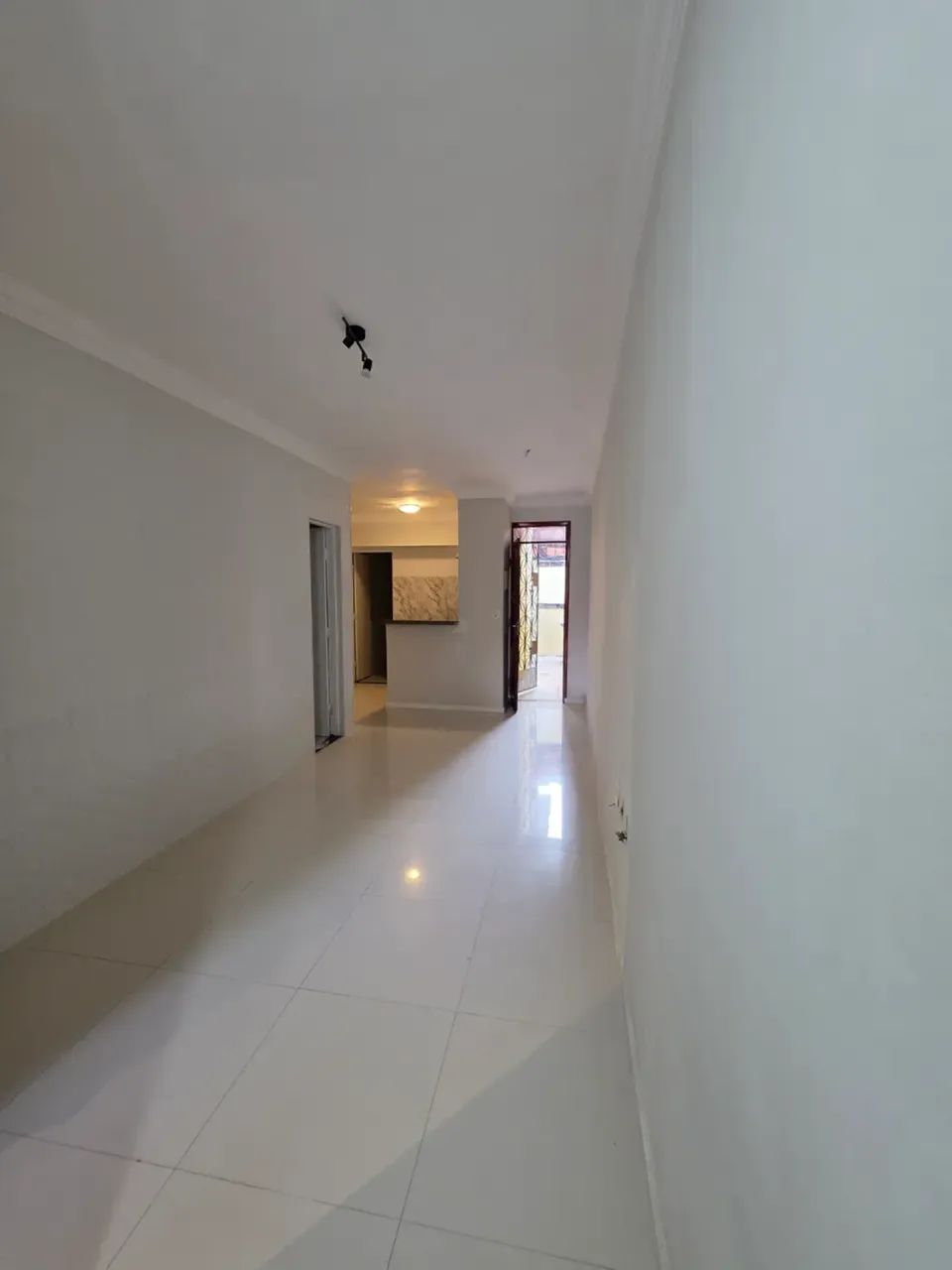 CASA PLANA CONDOMÍNIO FECHADO