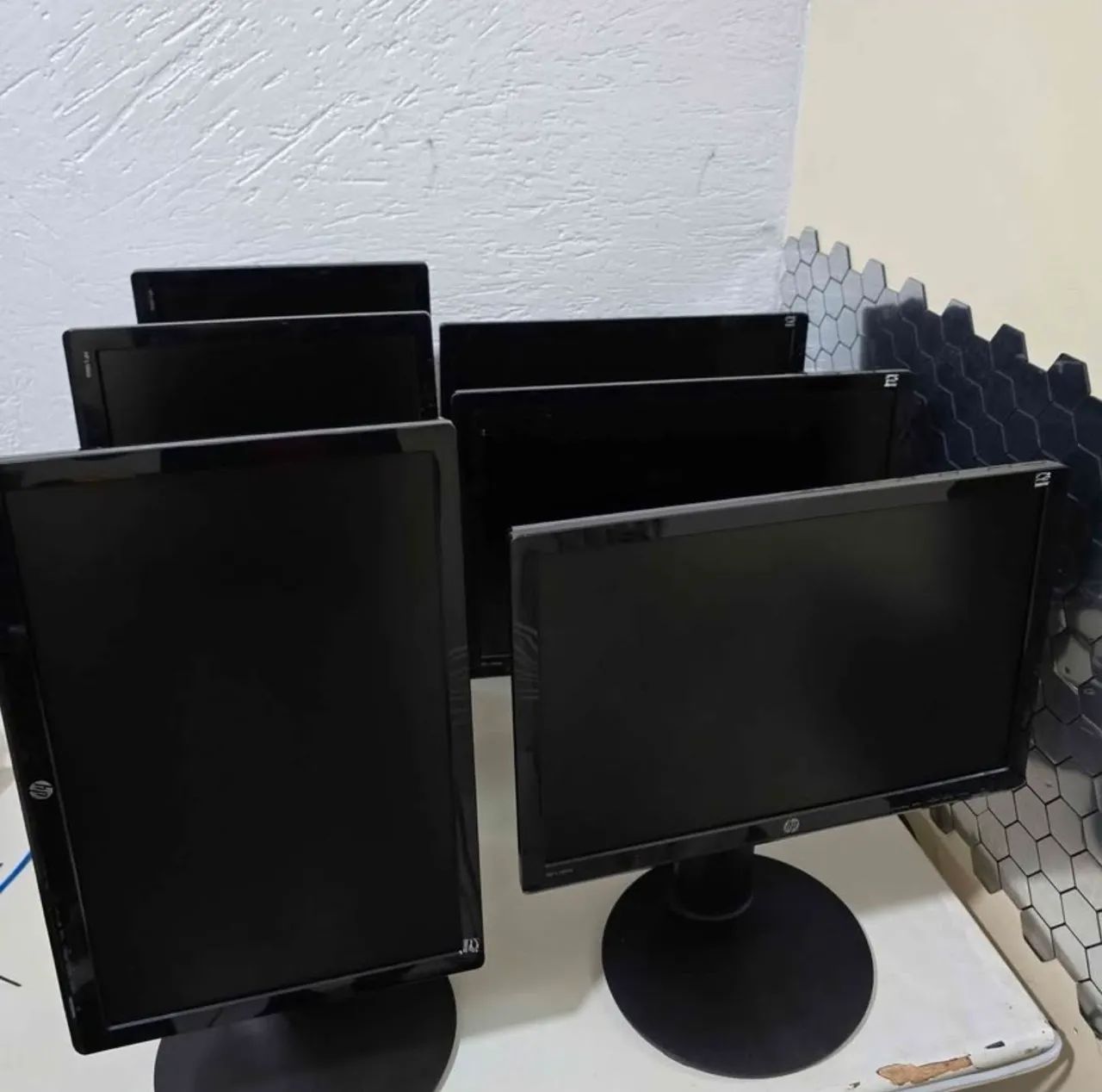 monitor 19 polegadas base giratória  e regulável