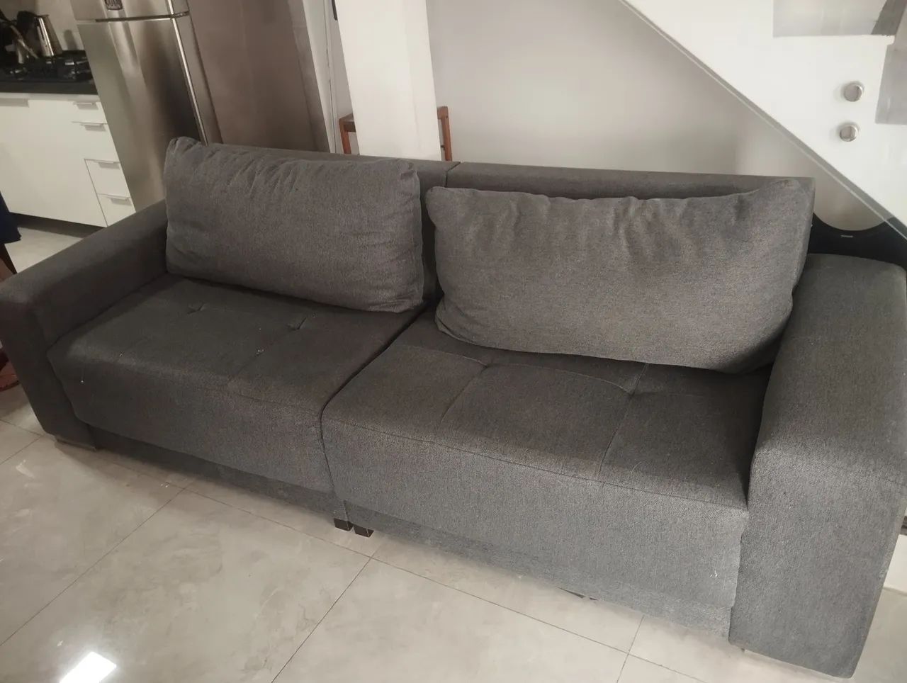 Sofá Tok stok 4 lugares - Foto 2