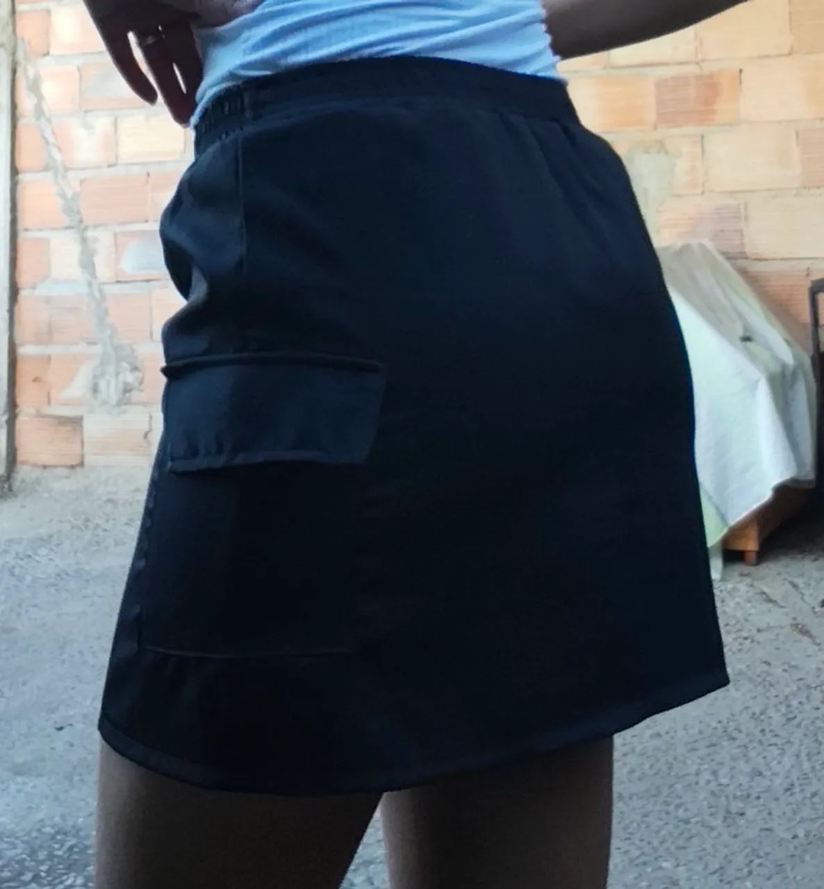Saia preta  - Foto 3