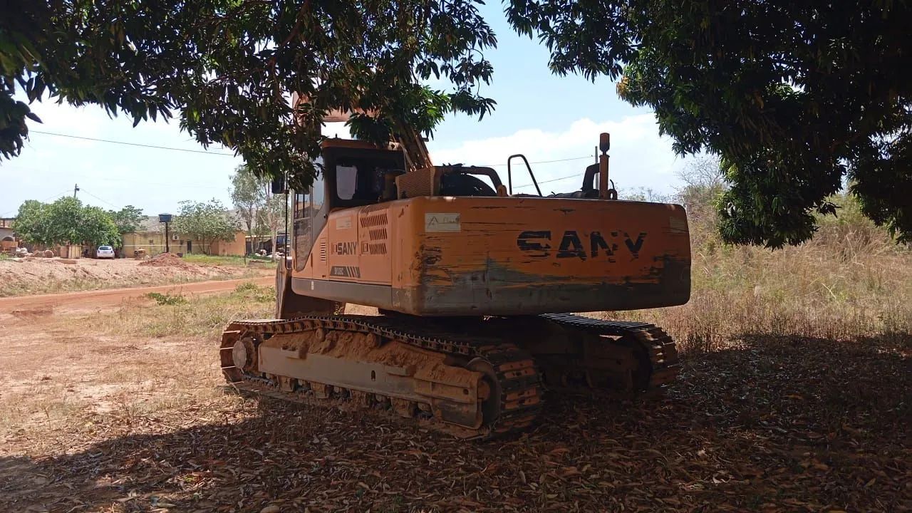 Escavadeira Sany 335 - Foto 2