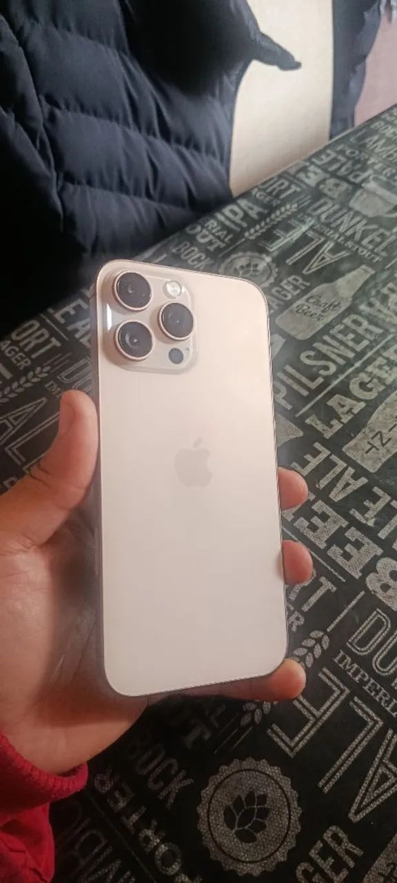 iPhone 16 pro Max montado  - Foto 2
