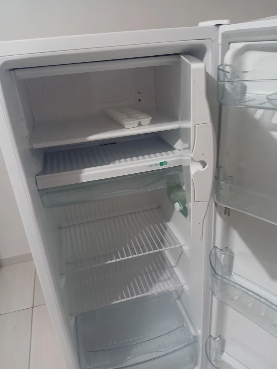 Geladeira nova 261litros  - Foto 2