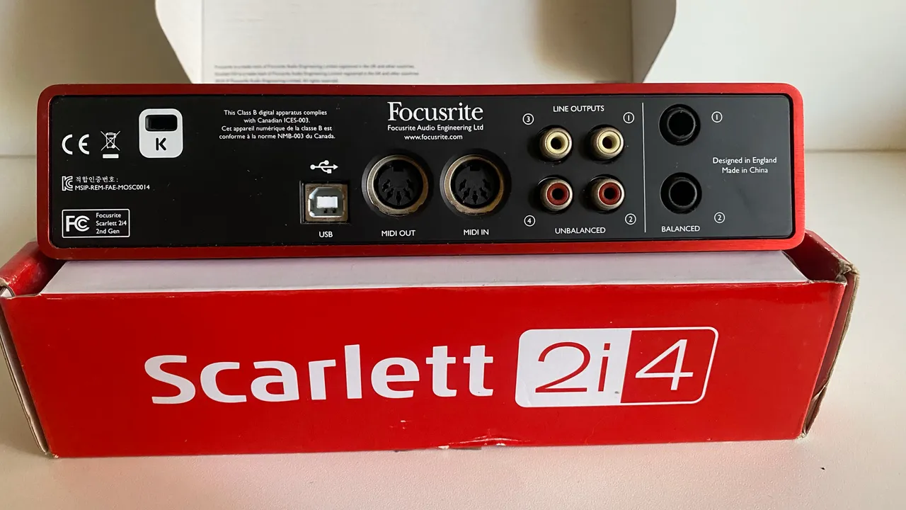 scarlett 2i4