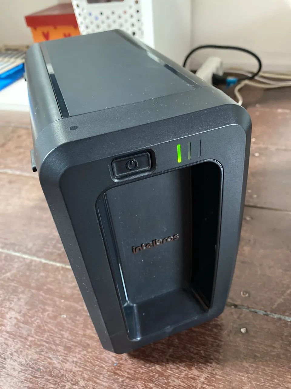 NOBREAK INTELBRAS 700VA 