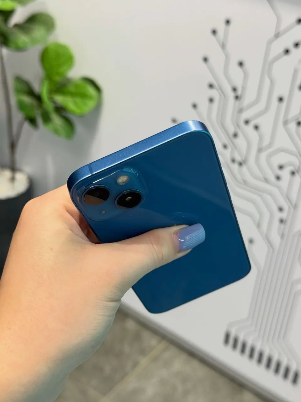 iPhone 13 128GB Azul ? Excelente estado - Foto 4