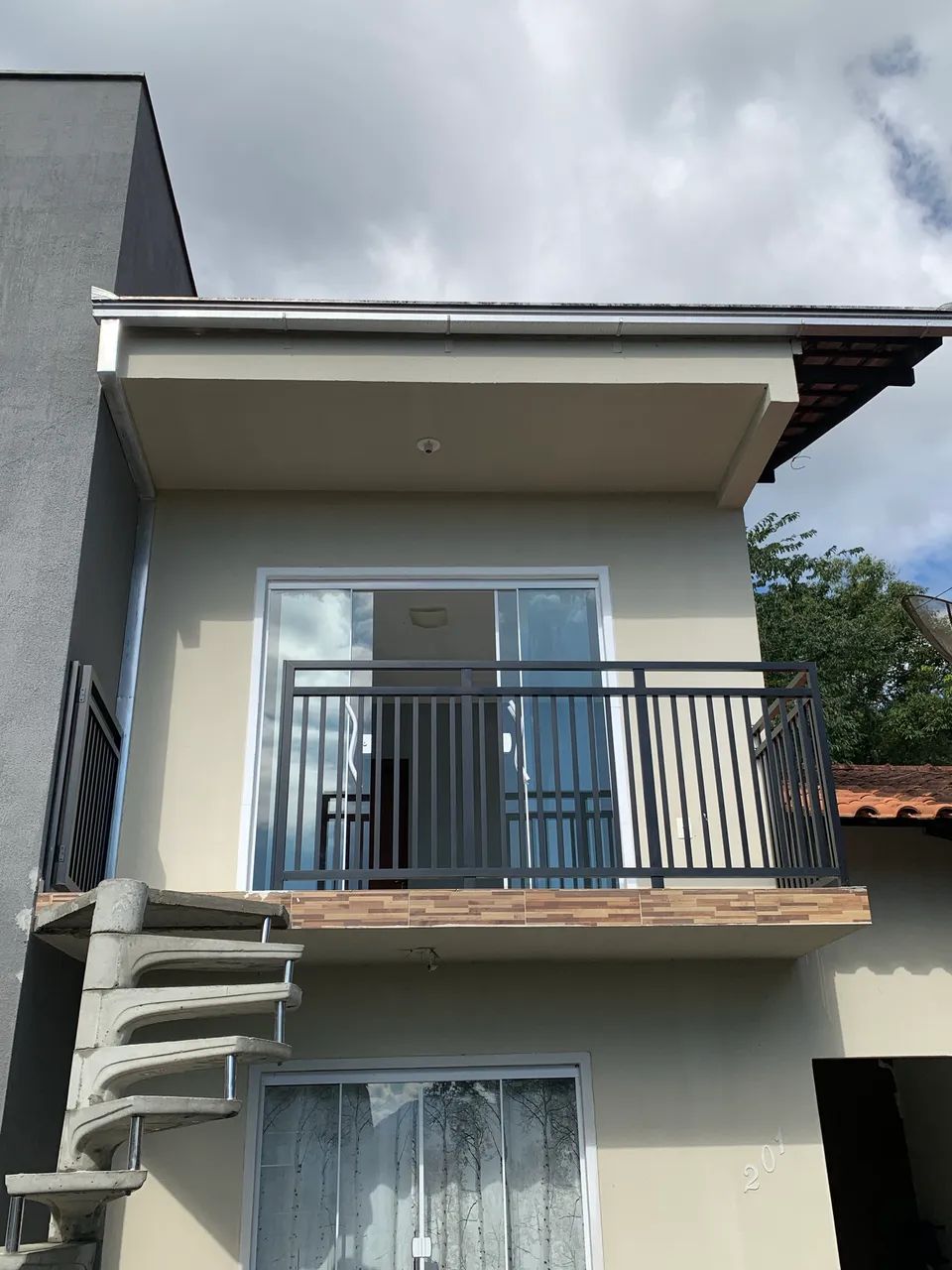 Alugo 2 andar. - Foto 2