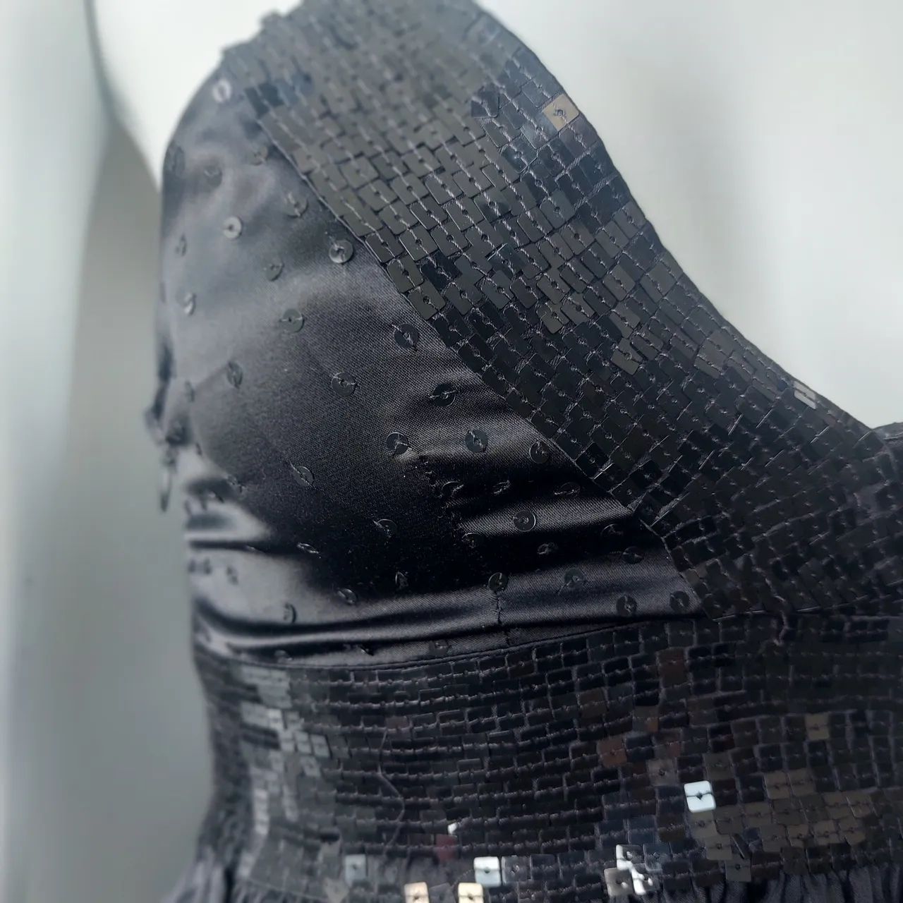 Camiseta preta cetim - Foto 3