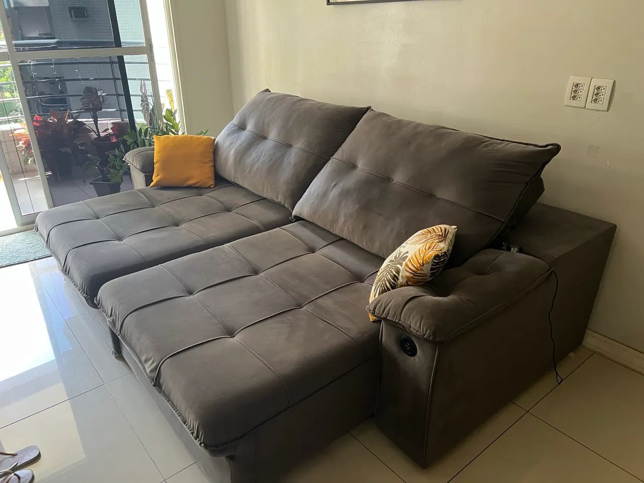 Sofá Retrátil Semi Novo  - Foto 5