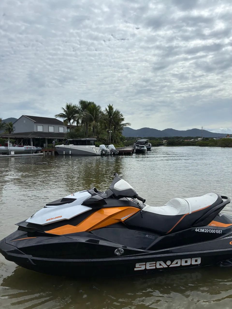 Jet Ski 215 GTR ( ano 2013)  - Foto 3