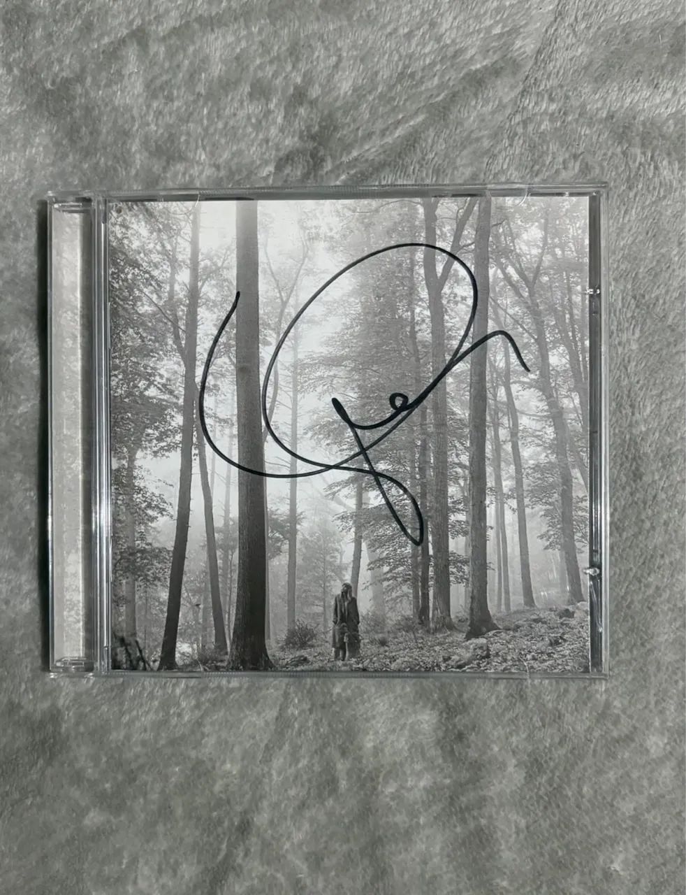 CD FOLKORE AUTOGRAFADO TAYLOR SWIFT - Foto 2