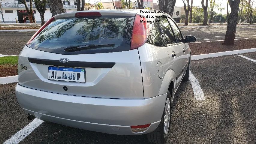 Ford Focus 1.8 16V 5P 2003 - Foto 3