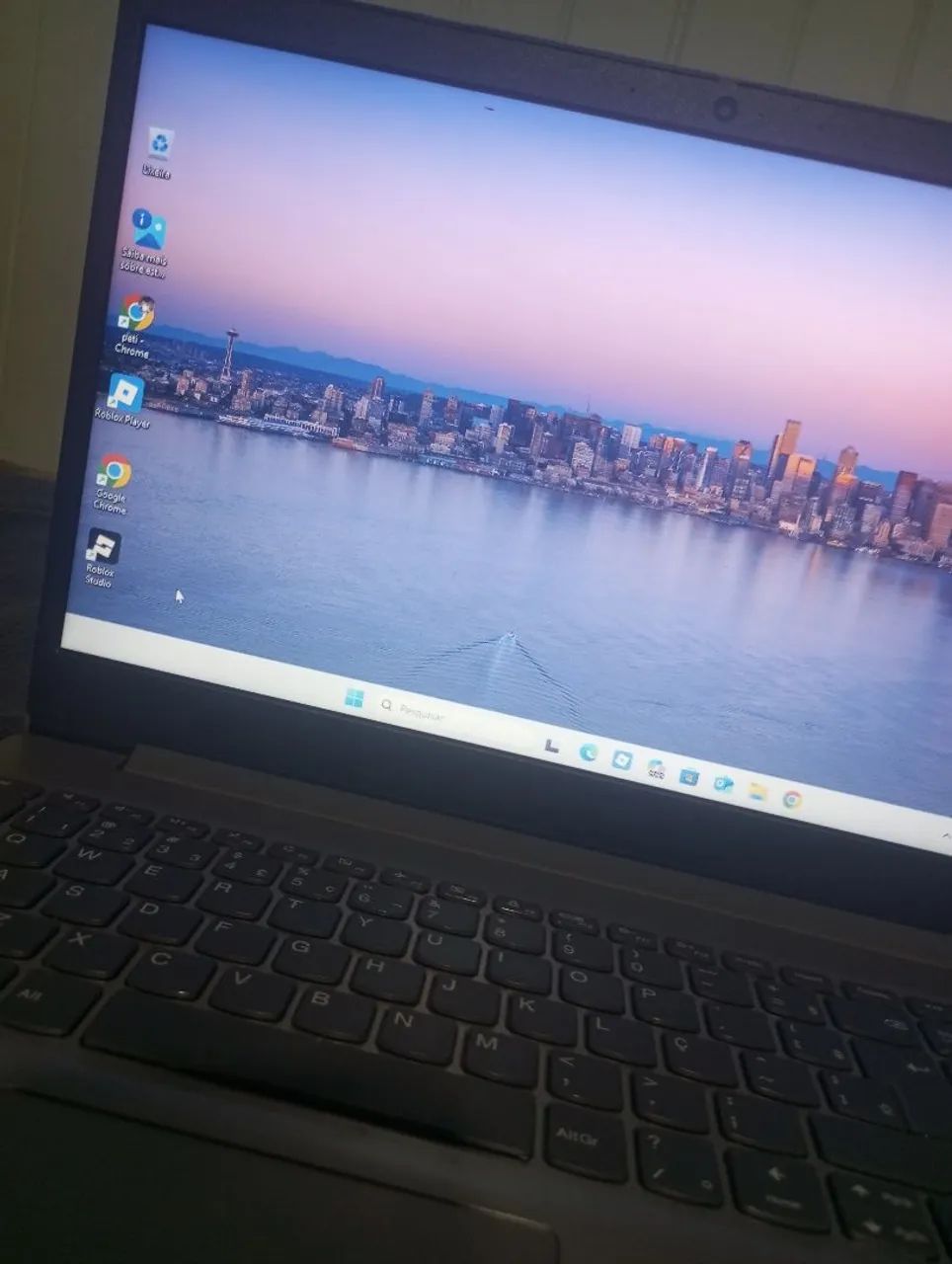 VENDO NOTEBOOK IDEAPAD 3 - Foto 3