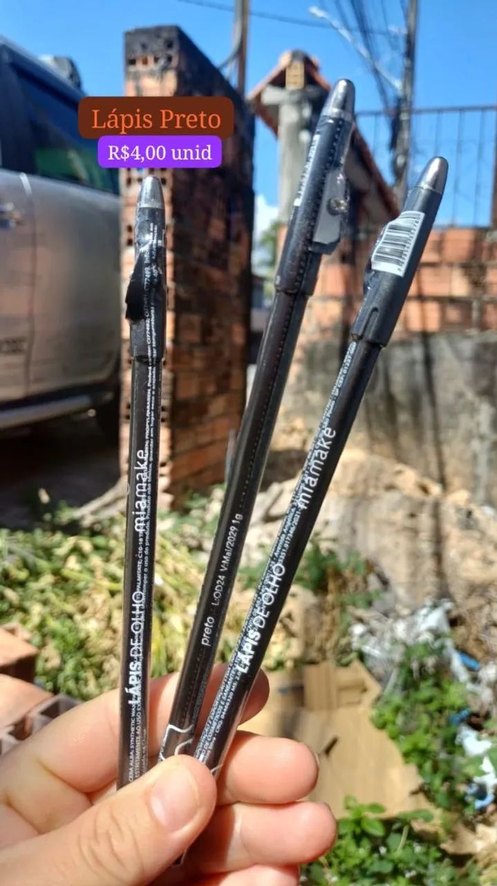 Maquiagem e acessórios  - Foto 5
