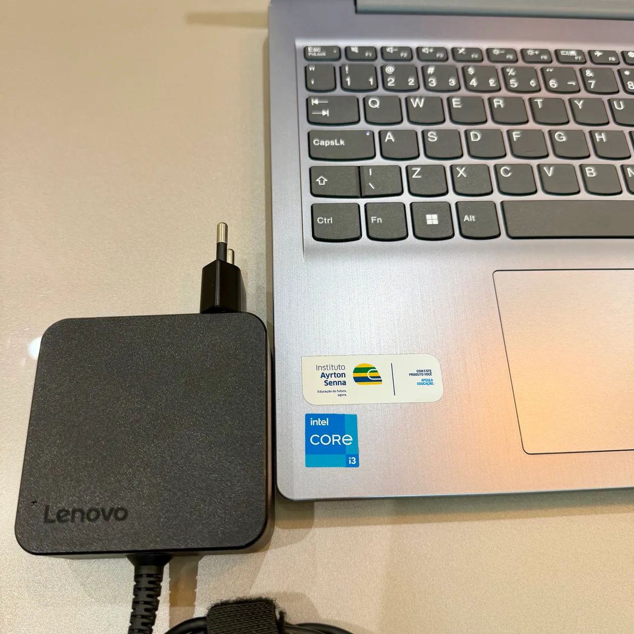 Notebook Lenovo i3 de 11 Geração  - Foto 2