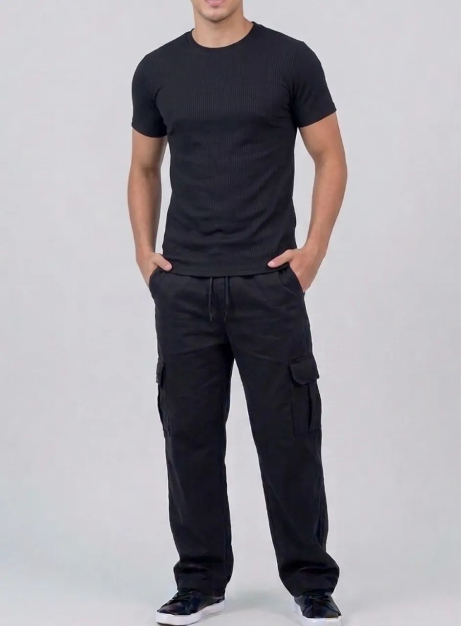 Kit Calça Cargo e Camisa Canelada Preta 