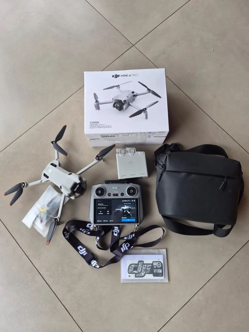 DJI Mini 4 Pro Fly More Combo Plus + RC 2 | APENAS 8 MIN DE VOO!
