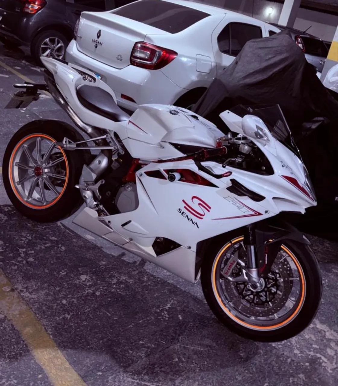 Motos MV Agusta F4 no Brasil Motos MV Agusta F4 no Brasil
