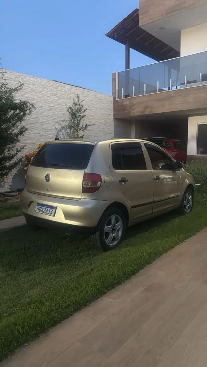 Volkswagen Fox City 1.0mi/ 1.0mi Total Flex 8V 3P 2004
