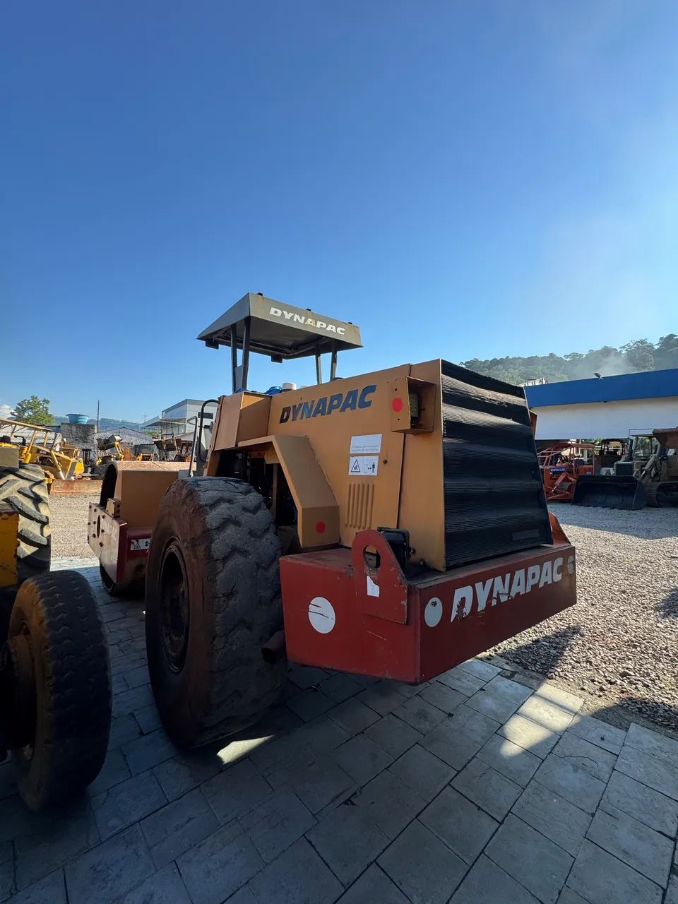 Rolo compactador dynapac ca25 liso  - Foto 3