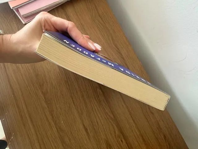 Livro - A Empregada - Foto 3