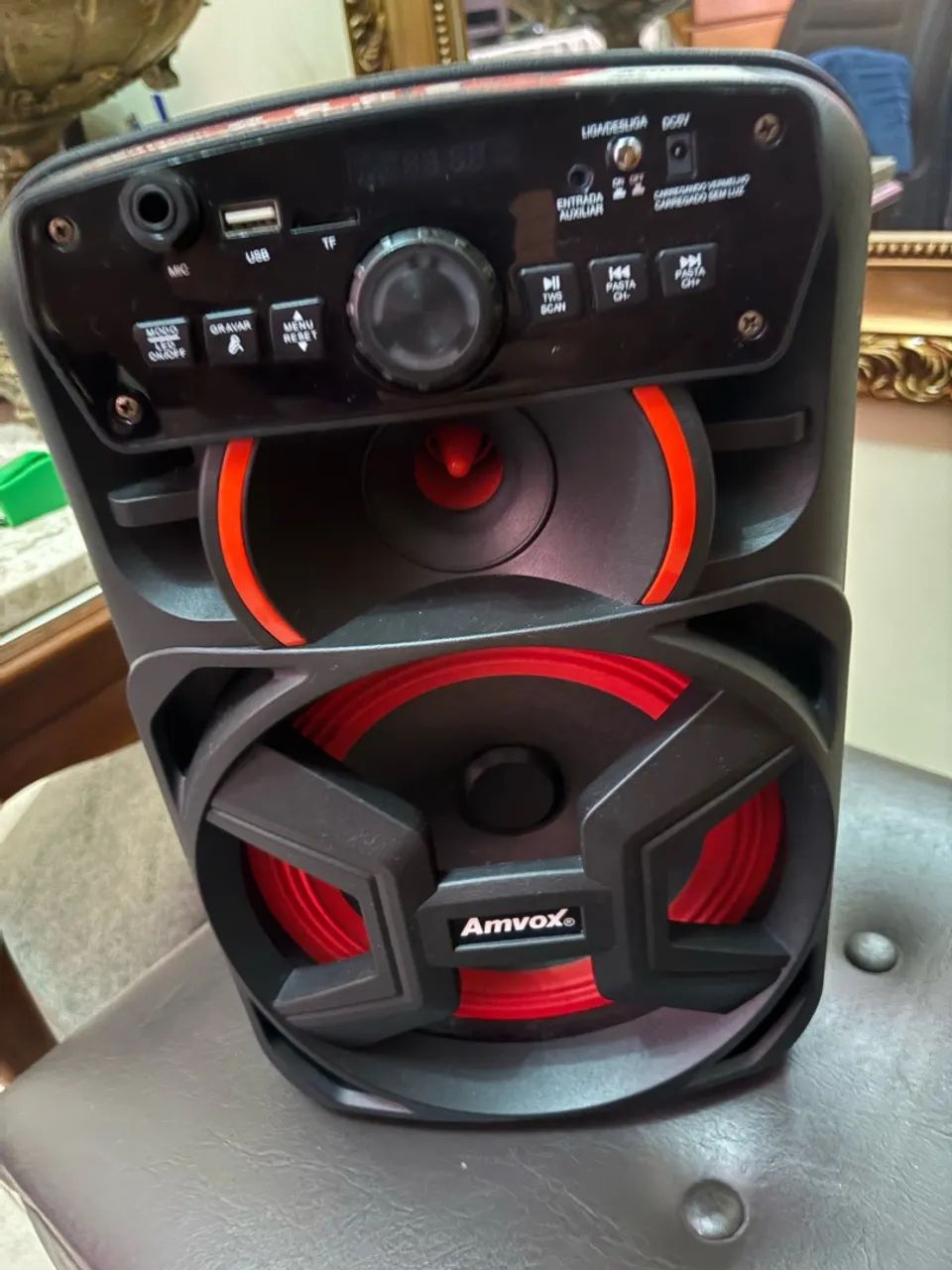 Caixa amplificada amvox