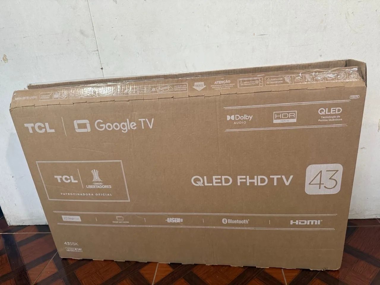 Caixa de TV 43?