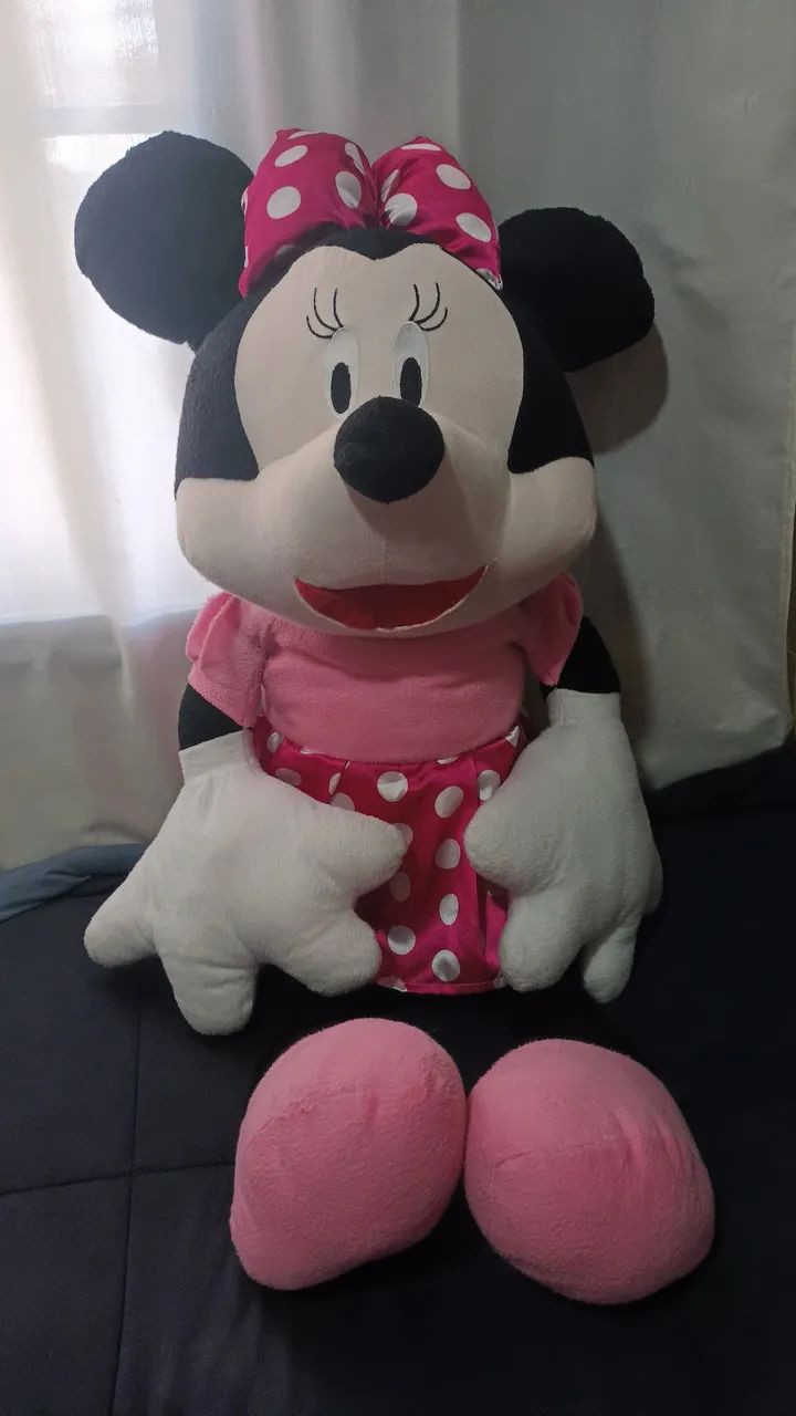Boneca de pelúcia grande Minnie Mouse