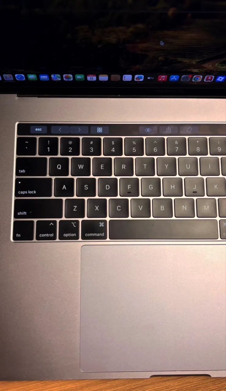 MacBook Pro 2018 Core I7 - Foto 4