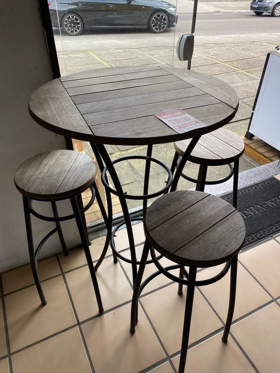 Mesa bistrô com 3 banquetas  - Foto 4