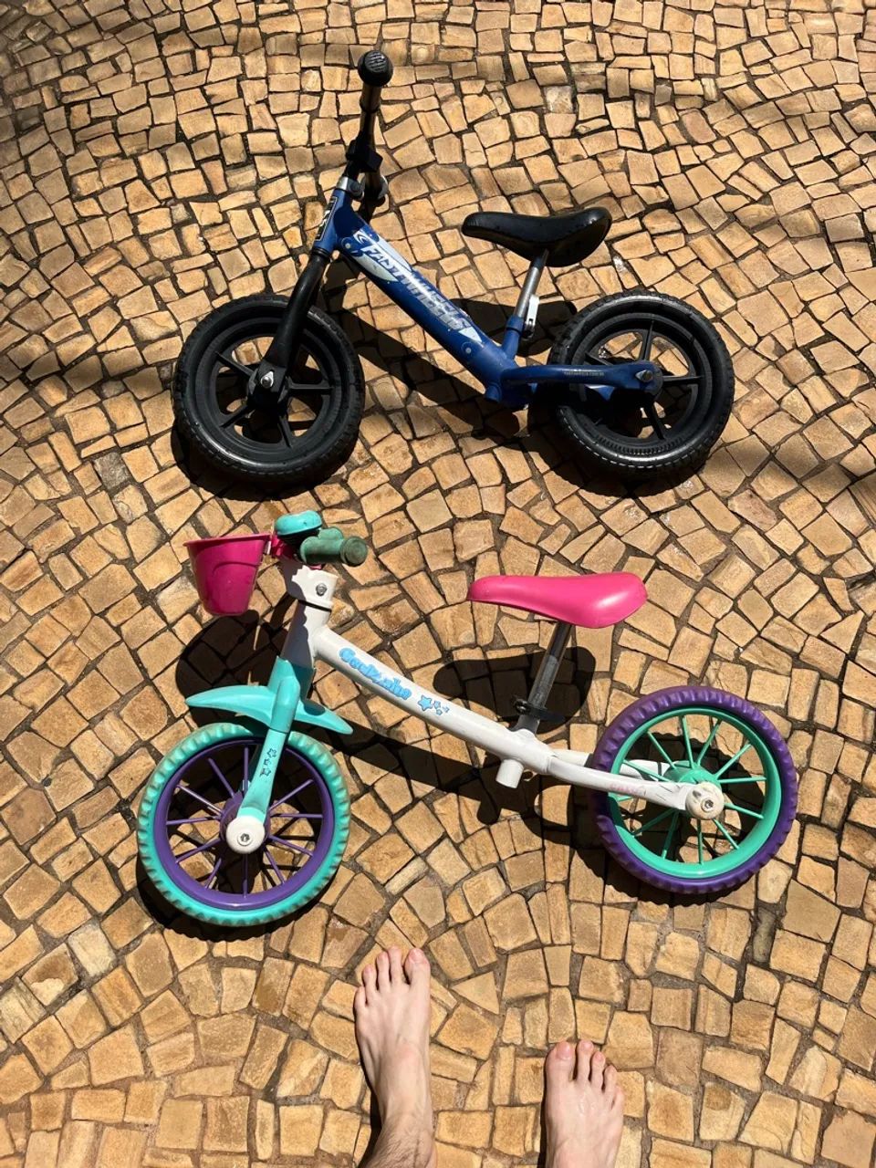Bicicleta de equilíbrio sem pedal $80 cada ou $150 as duas  - Foto 2