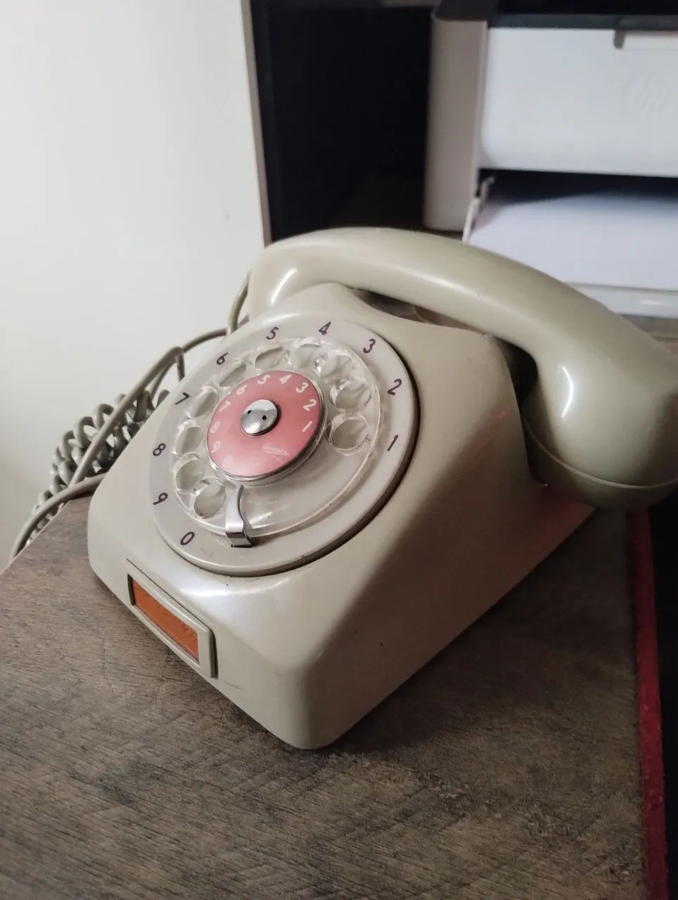 Telefone de disco antigo  - Foto 3
