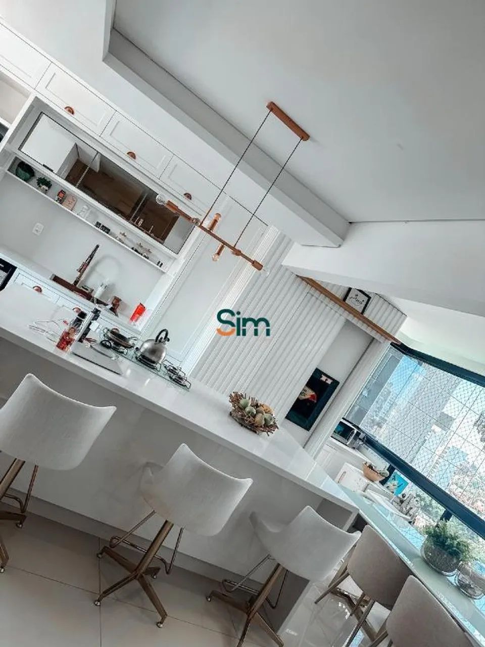 Apartamento 3 Dormitórios Mobiliado com 2 Vagas no Centro de Chapecó - Foto 3