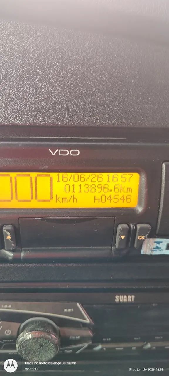 Vendo MB ACCELO 4X2 - Foto 4